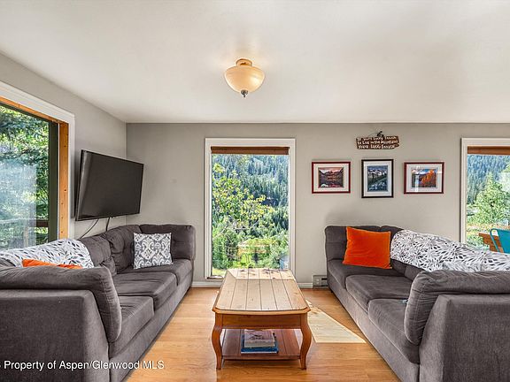 2nd image of 357 Elk Mountain Dr