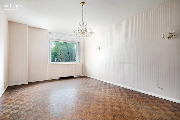 Sold by Sotheby's International Realty | media 4