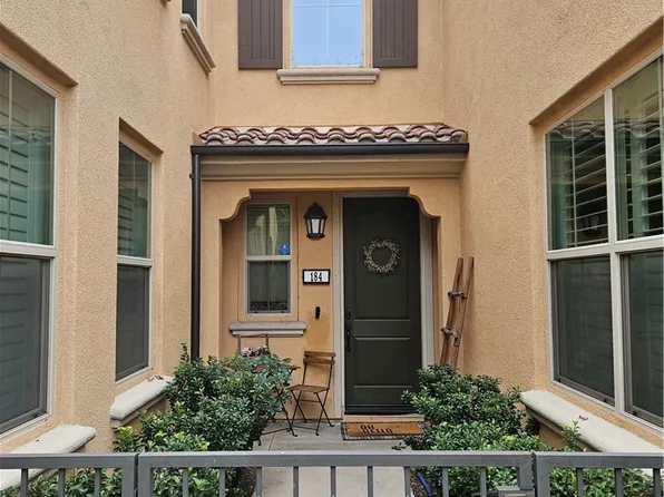 184 Rose Arch, Irvine, CA 92620