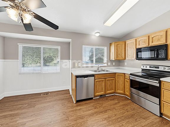 4th image of 3153 W 5025 S