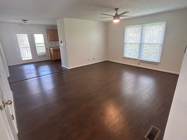 192 Spring Run St #196
