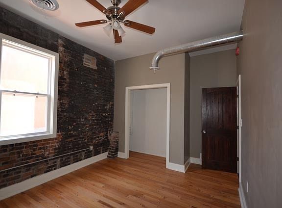 4th image of 726 Shawnee St