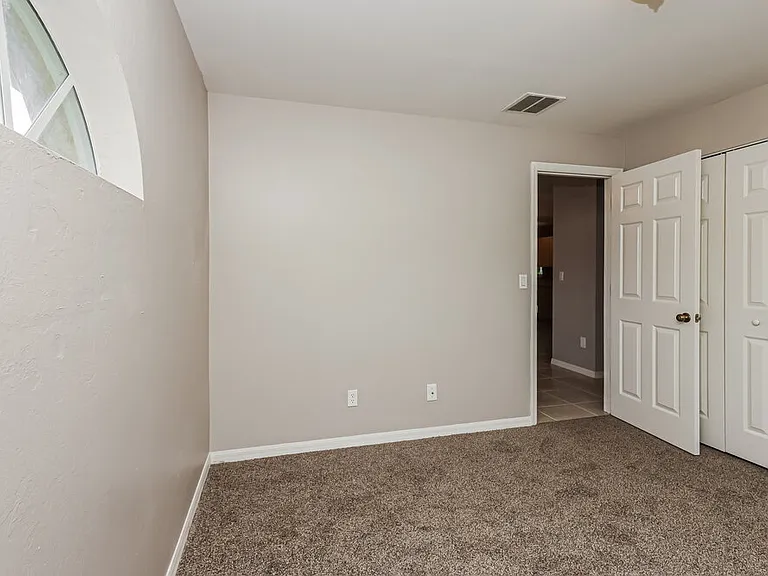 1022 Anaconda Ave S — Photo 13