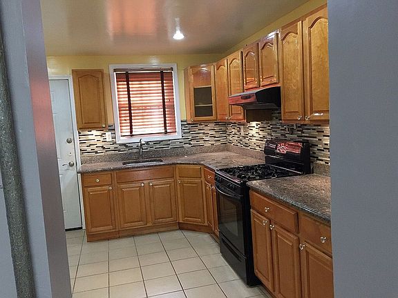 2nd image of 11148 145th St