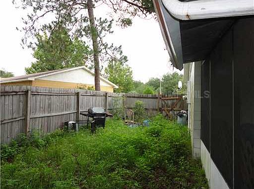2nd image of 621 Grovewood Ave