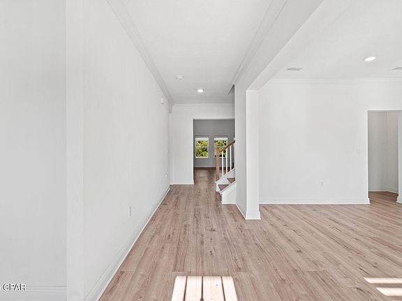5th image of 126 Tierra Verde Way