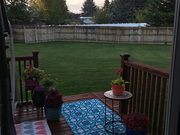 2nd image of 1599 Bluebird Ln