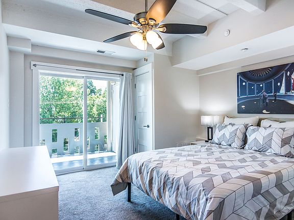 2nd image of 775 Melrose St #45a7cecce