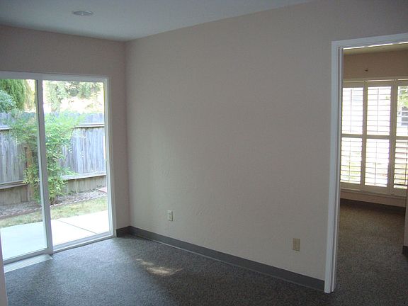 4th image of 1105 Pierce St