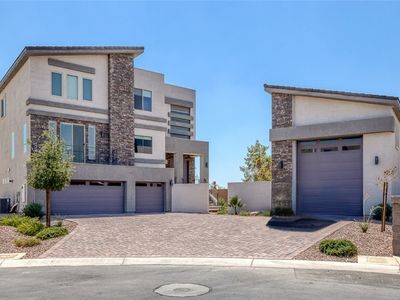 8590 Cloudy Dawn Ct, Las Vegas, NV, 89113