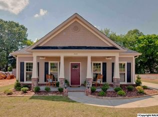 2616 Mountain Stream Way, Owens Cross Roads, AL 35763