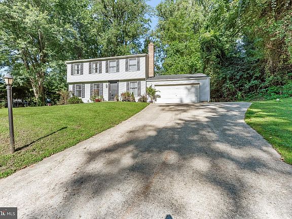 3rd image of 4314 Flora Ave
