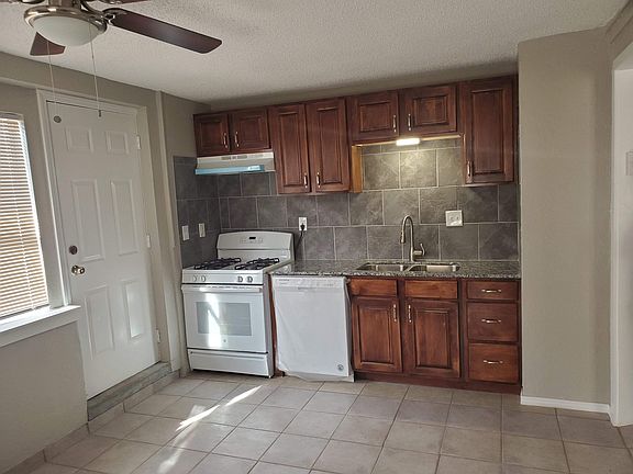 4th image of 3613 Teal Dr