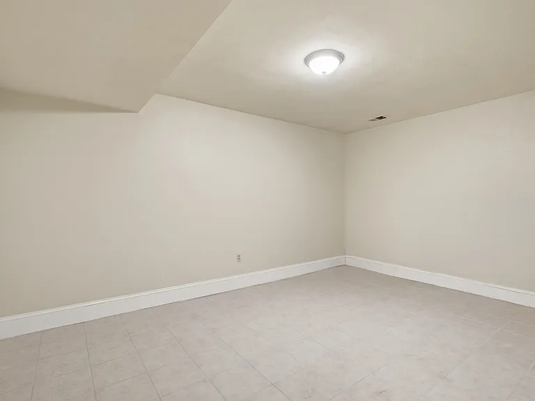 6306 Dunaway Ct — Photo 53