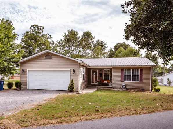 305 Defield St, East Prairie, MO 63845