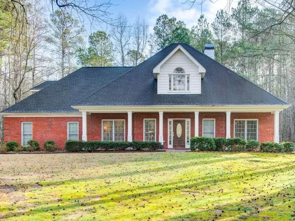 70 Carriage Park Ct, Oxford, GA 30054