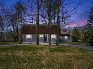1 Canterbury Cir, Kennebunk, ME 04043