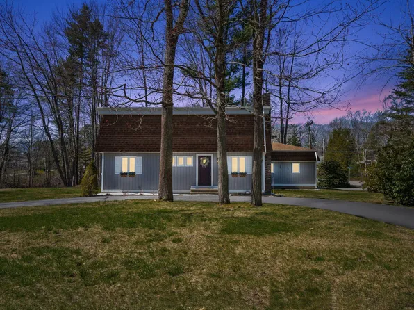 1 Canterbury Circle, Kennebunk, ME 04043