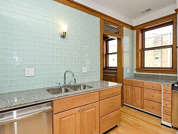 Glass backsplash, granite