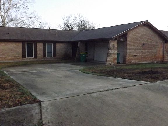 4th image of 7430 Hidden Oak Trail