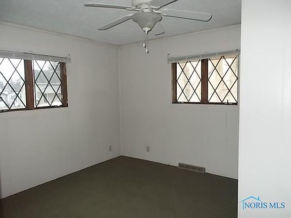 5th image of 506 W Hueston St