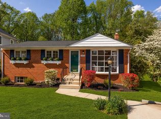 5101 Brentford Dr, North Bethesda, MD 20852