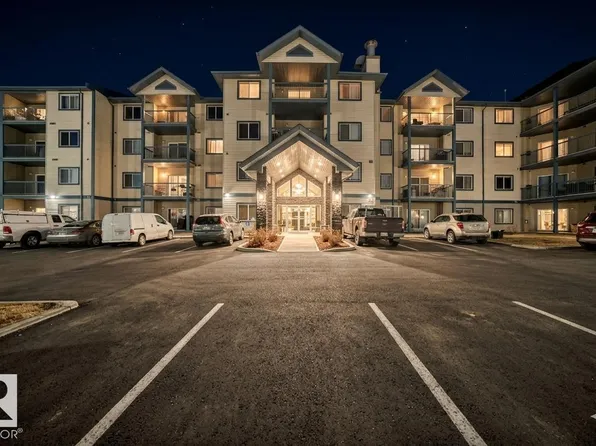 16303 95th St NW #105, Edmonton, AB T5Z 3V1