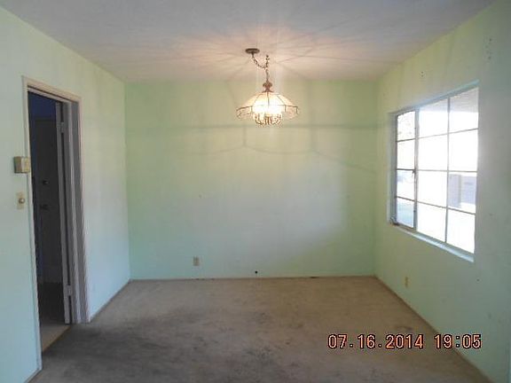 3rd image of 3855 E Terrace Ave