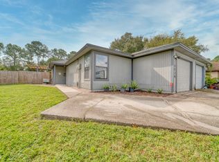 10834 Ironstone Dr S, Jacksonville, FL 32246