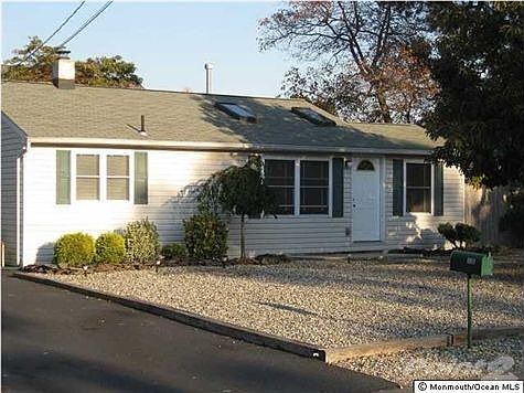 1st image of 135 Club House Rd