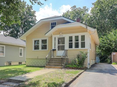 4952 Linscott Ave, Downers Grove, IL, 60515