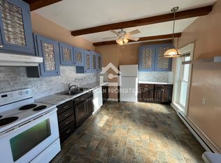 110 1/2 W 13th St, Marion, IN 46953