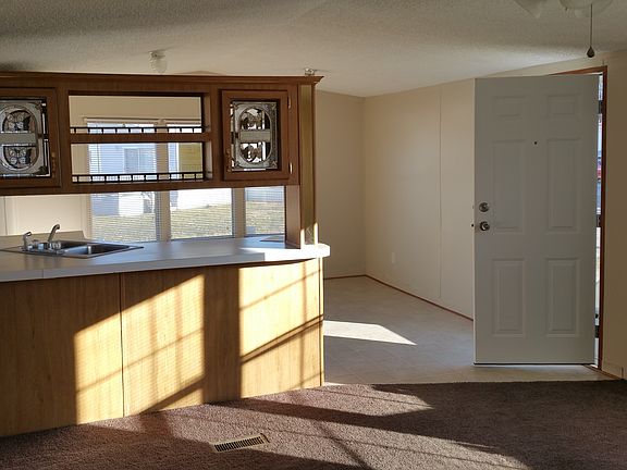 2nd image of 121 Echo Lake East Dr