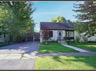 366 Ellicott Creek Rd, Tonawanda, NY 14150