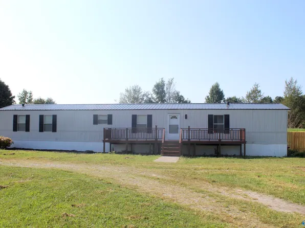 24104 Bain Rd, Athens, AL 35613