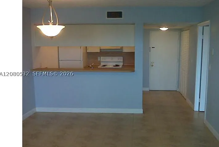 1 bed, 1.0 bath, 710 sqft, $1,795 — Photo 3