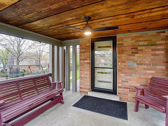 4th image of 5708 Abelia Ct