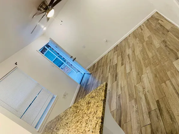 828 Martin Behrman Ave #2, Metairie, LA 70005