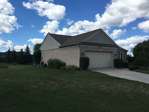 3rd image of 47290 Bayview Ct
