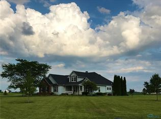 20720 Carter Rd, Bowling Green, OH 43402