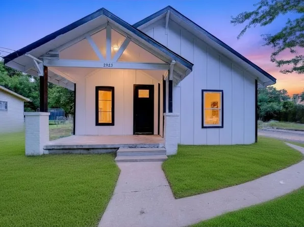 2923 Walnut St, Greenville, TX 75401