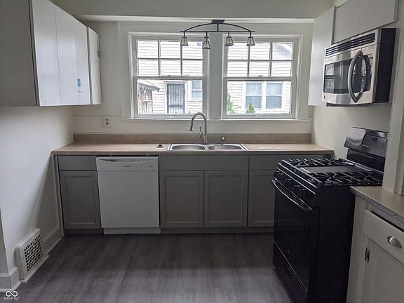 5th image of 4901 Central Ave
