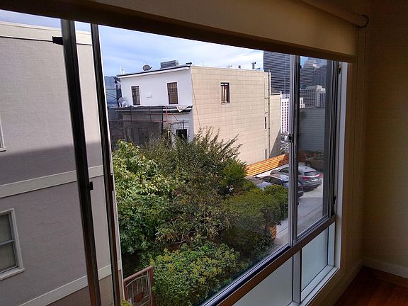 5th image of 345 Green St APT 3