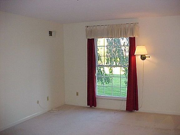 4th image of 77 Atterbury Blvd APT 207