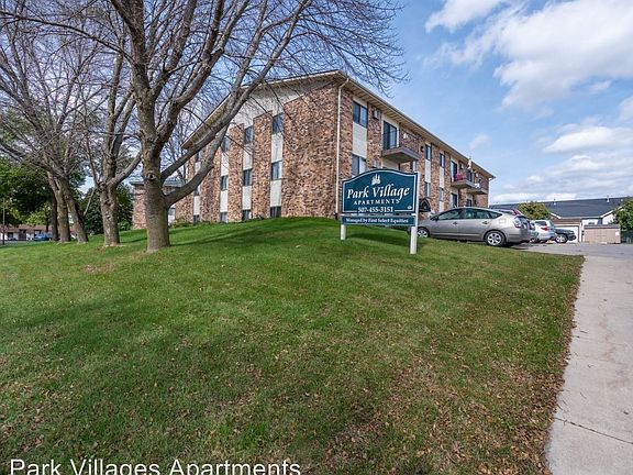 3rd image of 2250 N Cedar Ave APT 302