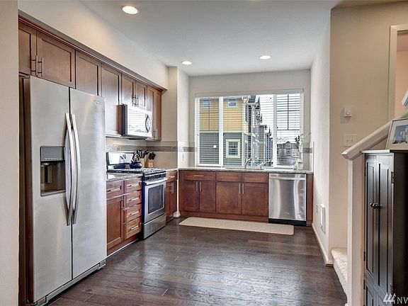5th image of 4410 136th St SE Unit 6
