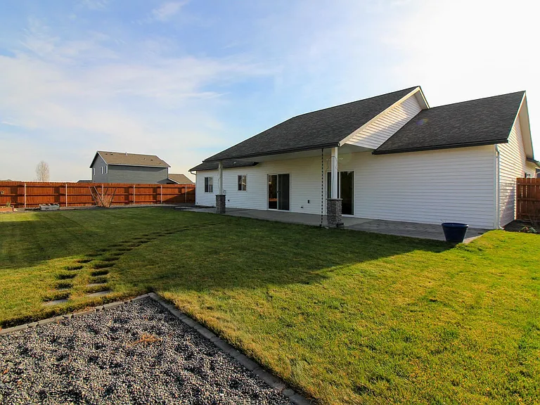 4803 Catalonia Dr — Photo 11