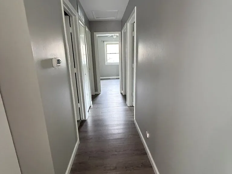 1811 Hazelwood Dr — Photo 5
