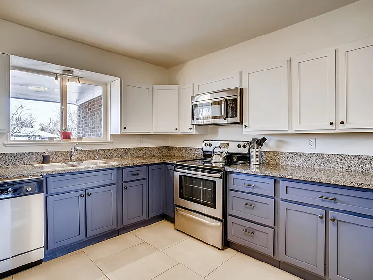 630 S Tejon St — Photo 9