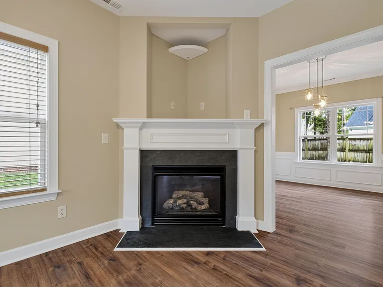 4621 Landover Dale Dr — Photo 9